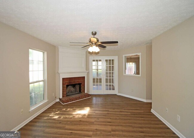 Building Photo - 1334 Ambercrest Way