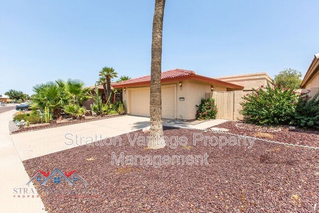 Foto del edificio - 2086 N Sweetwater Dr