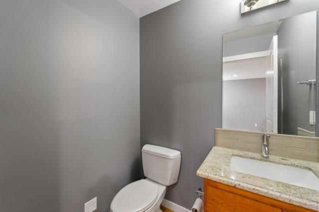 Building Photo - 4 bedroom in Seattle WA 98144