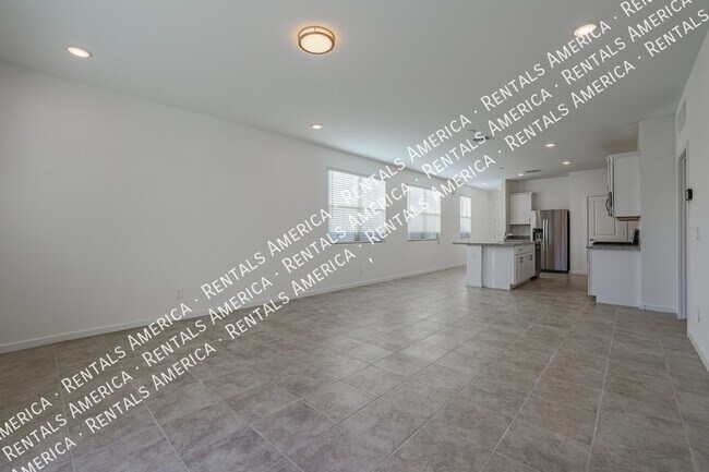 Foto del edificio - Almost New 4BD 2BA Single Level Home in Ra...