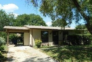 Primary Photo - 7023 Greenberry Dr