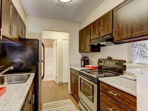 Building Photo - ReNew Cherry Creek