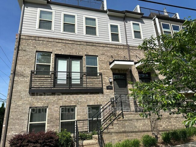 Building Photo - 13006 Tinton Ave