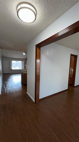 Foto del edificio - 3105 Amber Dr S