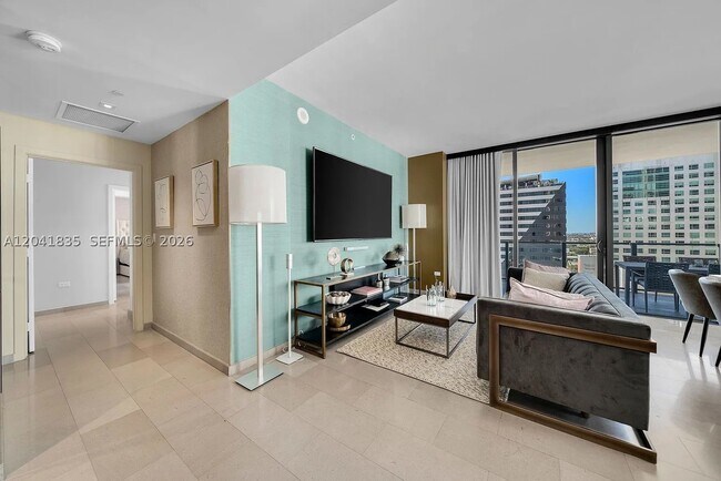 Foto del edificio - 88 SW 7th St