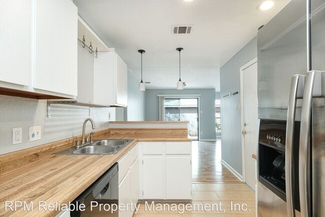 Building Photo - 3 br, 2 bath House - 12325 Emery Oaks Rd