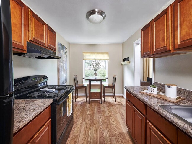 Kitchen and Dining Area - Willowdale Crossing