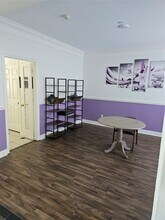 Building Photo - 1211 Lark Ln