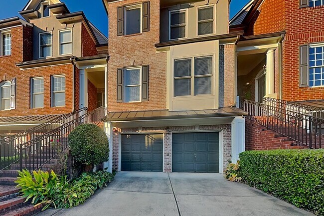 Foto del edificio - 3008 Montclair Cir SE