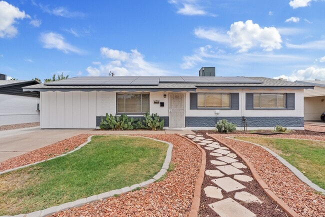 Photo - 3120 W Bloomfield Rd House