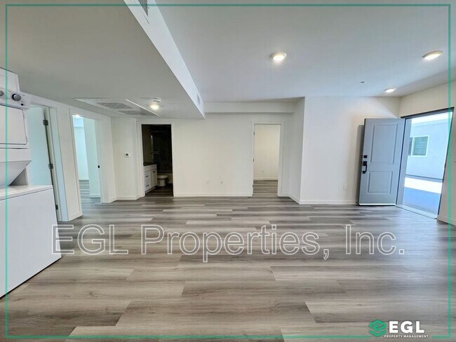 Foto del edificio - 10505 Hawthorne Blvd