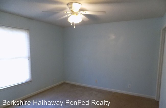 Building Photo - 3 br, 2 bath House - 680 Shortridge Dr