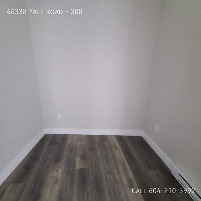 Building Photo - 3rd Floor Condo at Yaletown- 3 Month Utilities Included!