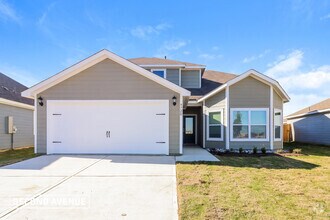 Building Photo - 9720 Sierra Grande Dr