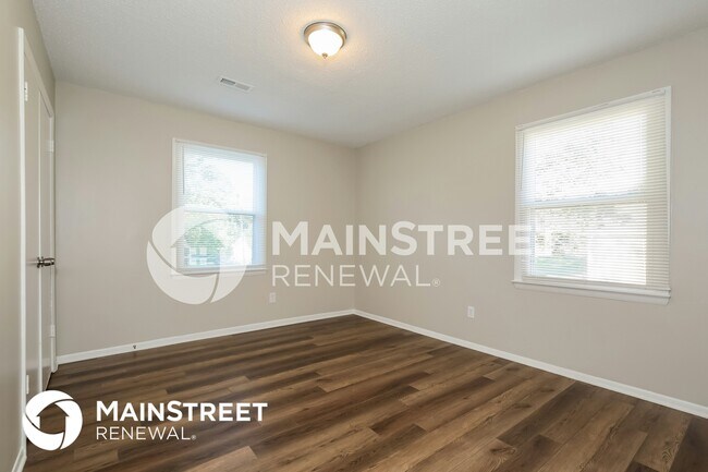 Foto del edificio - 310 Rolling Hills Ln