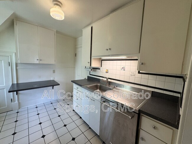 Foto del edificio - 1238 Wood Ave
