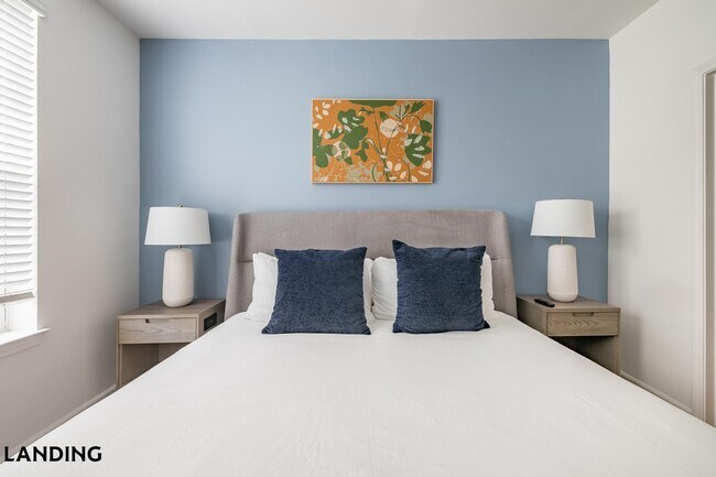 Building Photo - 100 Wilton Cir