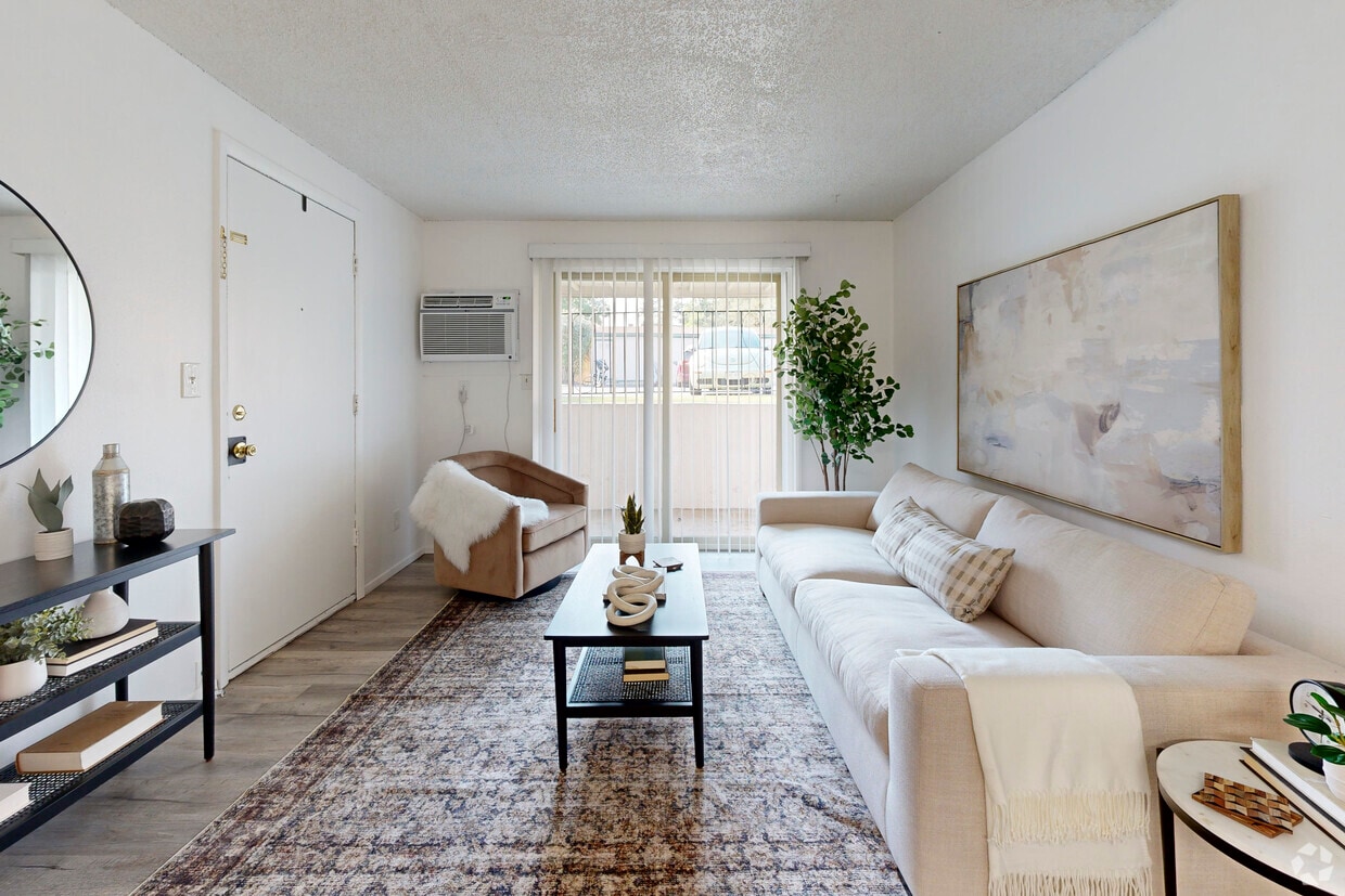 Primary Photo - Locust Park Apartments