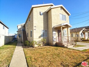 Building Photo - 1555 W 204th St
