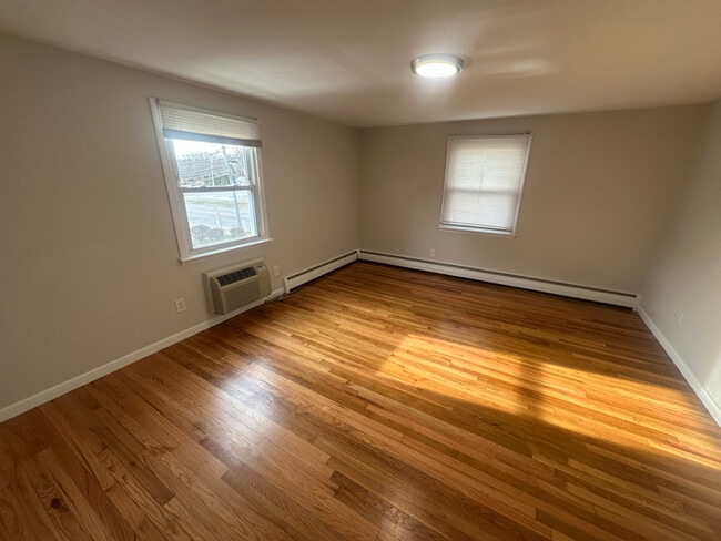 Photo - 997 Broadway Apartment