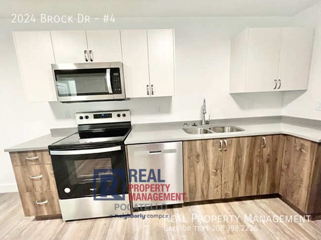 Foto del edificio - 3 Bedroom 1 Bath Apartment - PET'S ALLOWED