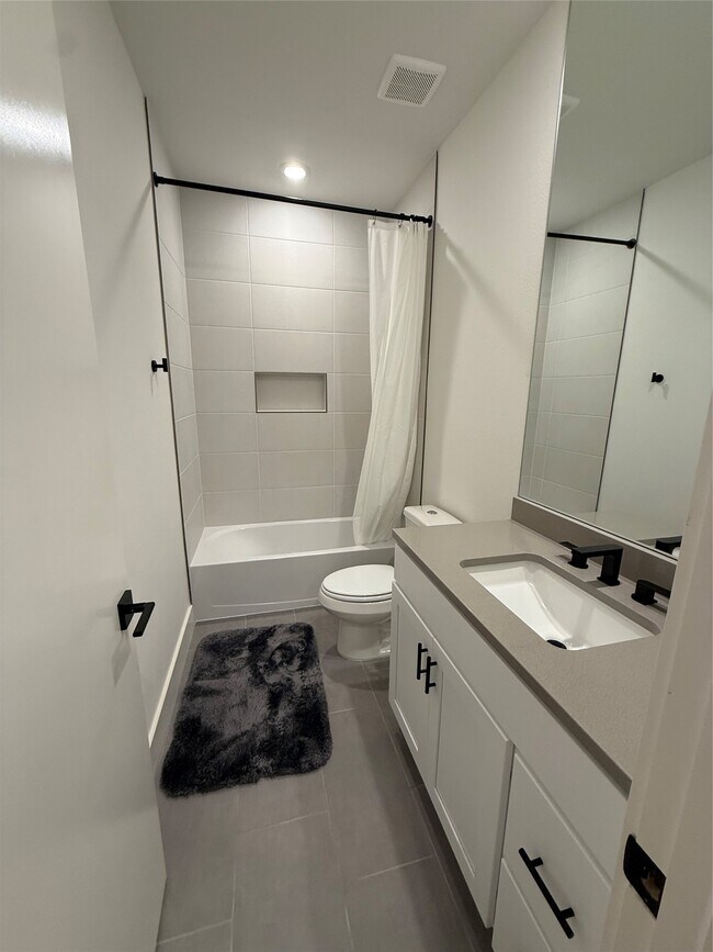 Foto del edificio - 3009 Hibiscus St