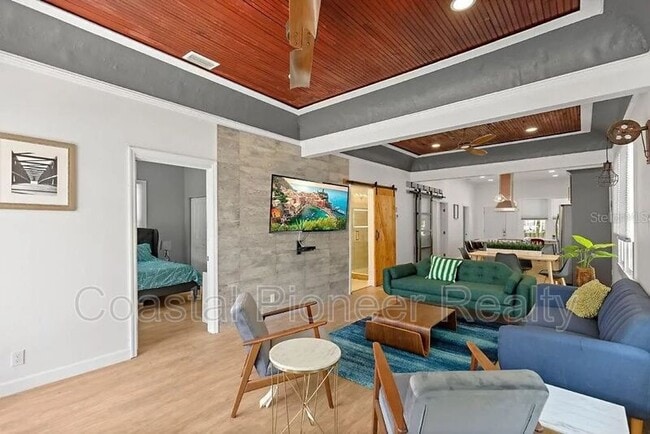 Building Photo - 1904 N 25th St