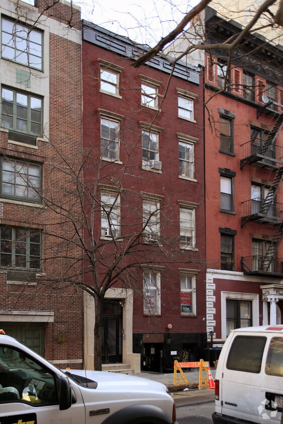 Primary Photo - 85 Washington Pl