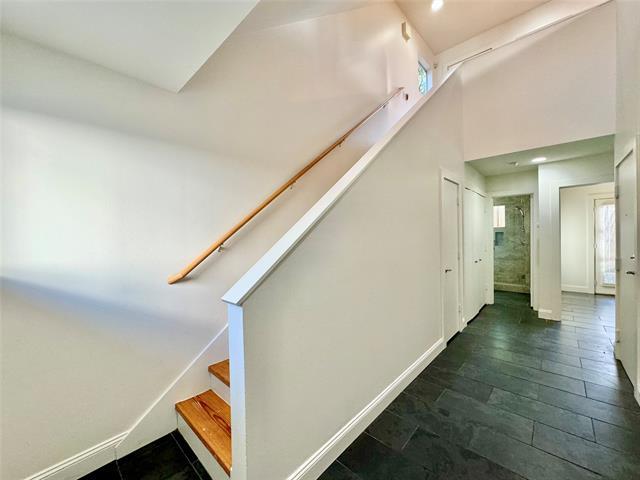 Foto del edificio - 4214 Swiss Ave