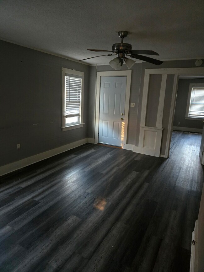 Foto del edificio - 15 Clubhouse Rd