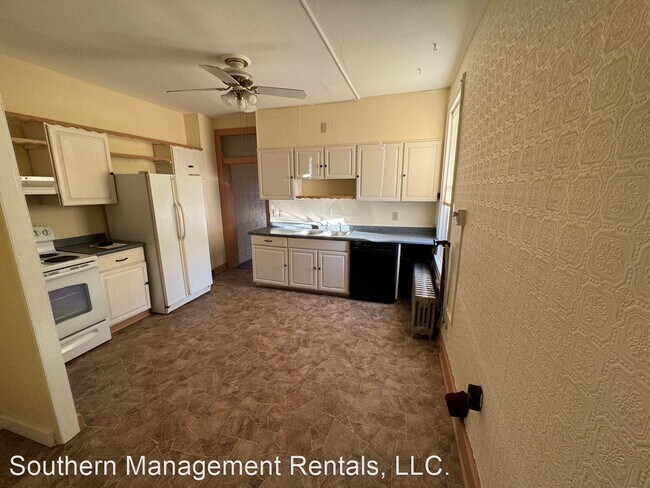 Foto del edificio - 1 br, 1 bath House - 658 Linden Ave 2nd floor