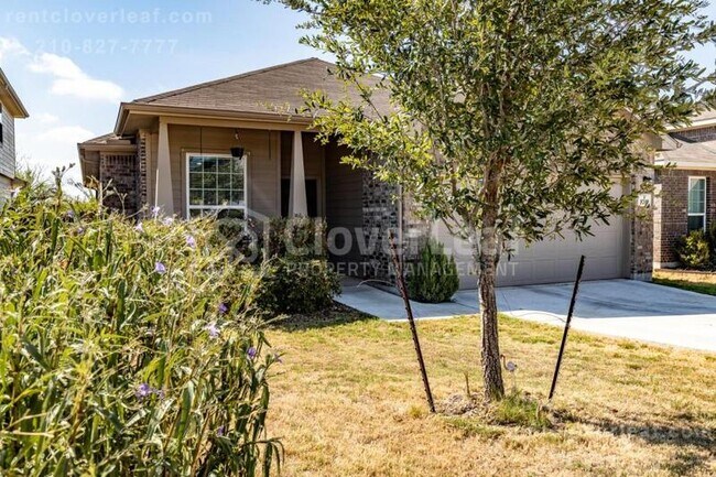 Building Photo - 8208 Robin Gate