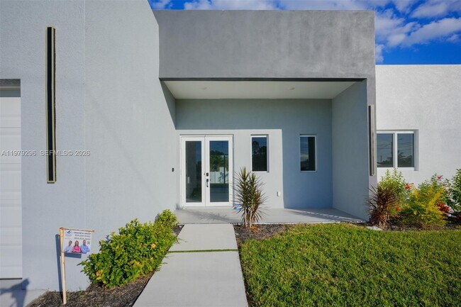 Foto del edificio - 5 SW 26th Pl