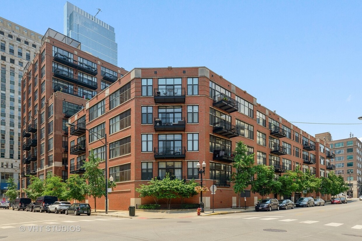 333 W Hubbard St Unit 1011, Chicago, IL 60654 Condo for Rent in