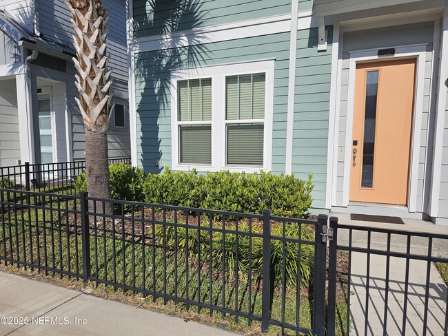 Foto del edificio - 11340 Breakers Bay Wy