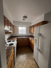 Building Photo - 2169 Hwy 41 S