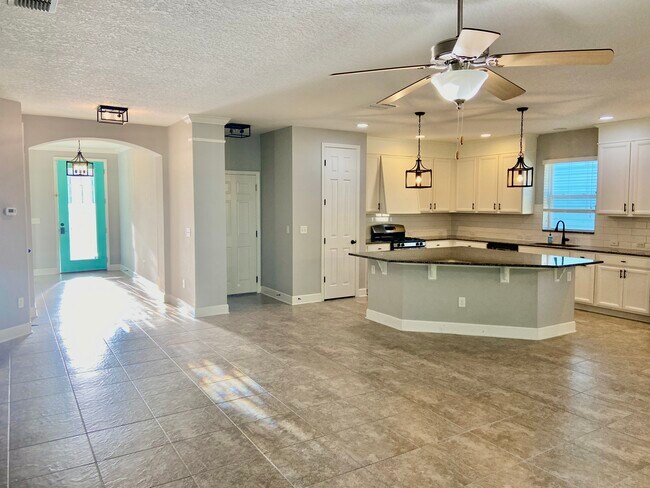 Foto del edificio - 30 Paradise Valley Dr