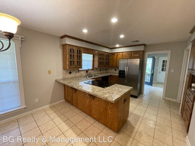 Foto del edificio - 3 br, 2 bath House - 4331 Christina St