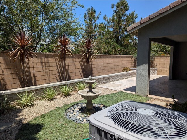 Building Photo - 20 Lancea Pl