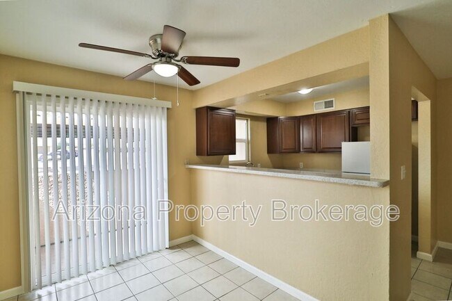 Foto del edificio - 601 W Rio Salado Pkwy