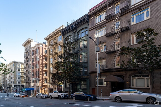 Hawthorne Apartments