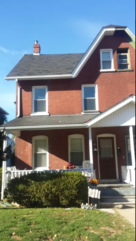Primary Photo - 74 S 6th Ave