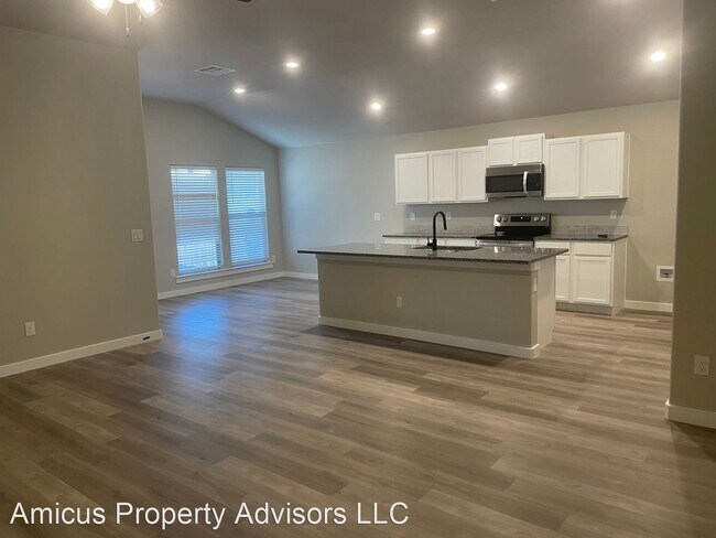 Building Photo - 3 br, 2 bath House - 1813 134th St