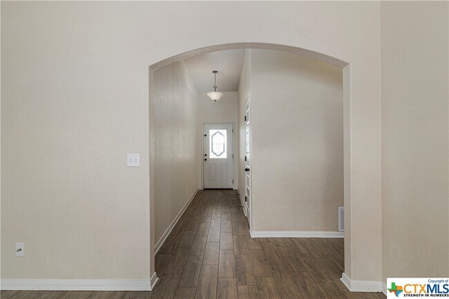 Foto del edificio - 7608 Blue Nile Dr