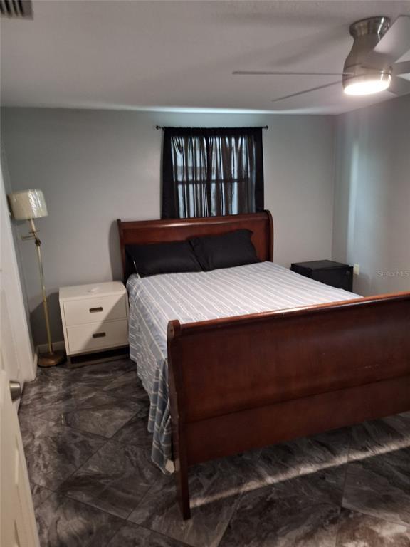 Foto del edificio - 1550 Roundtree Rd