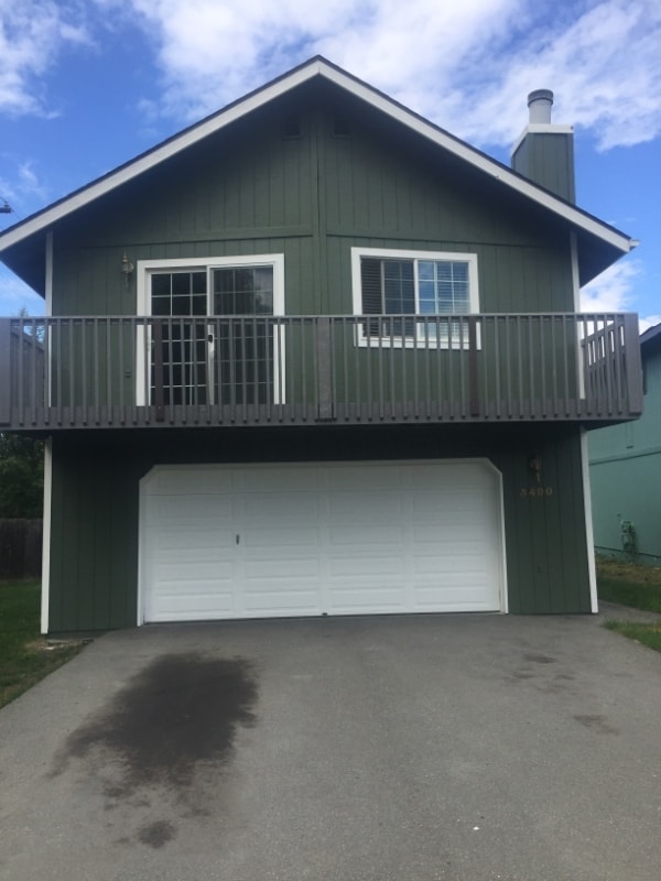 Building Photo - 3400 Meadowbrook Cir