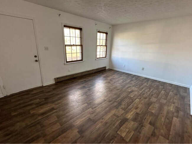 Sala de estar - 183 Loch Ln