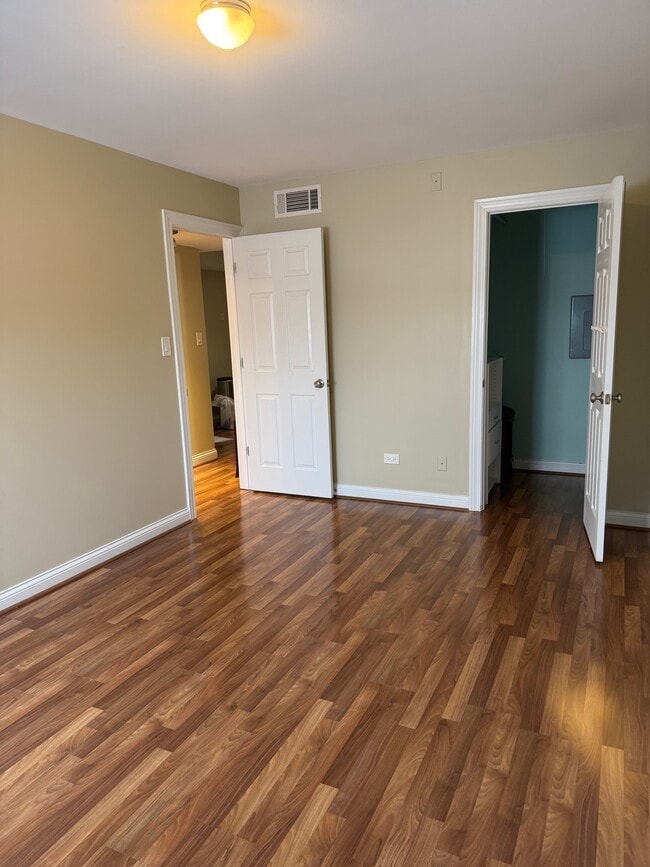 Building Photo - 601 Quincy Bridge Ln