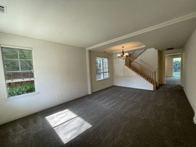 Foto del edificio - 208 Abigail Cir