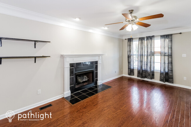 Foto del edificio - 2708 Summertime Lane, Knoxville, TN, 37938